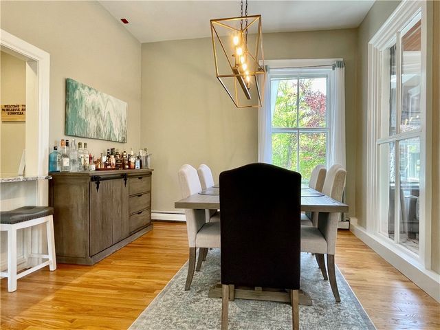 541 Bellevue Avenue 4, Newport, RI 02840