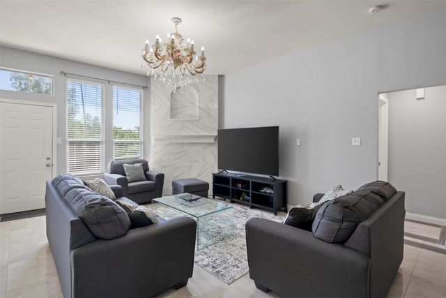 901 Timber Oaks Court, Arlington, TX 76010