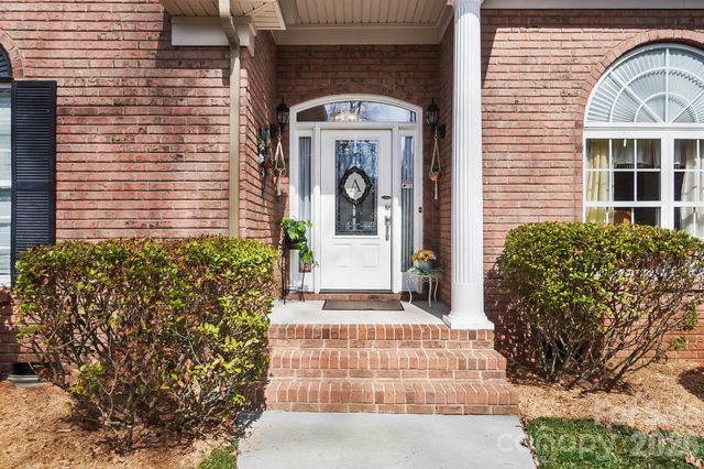 8907 Euston Court, Mint Hill, NC 28227