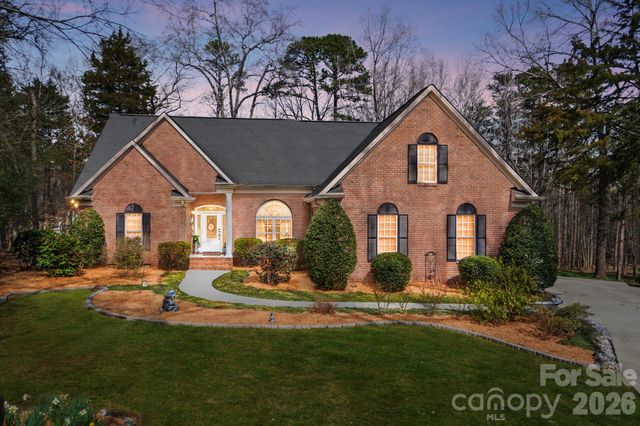 8907 Euston Court, Mint Hill, NC 28227