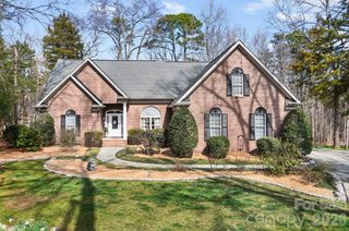 8907 Euston Court, Mint Hill, NC 28227
