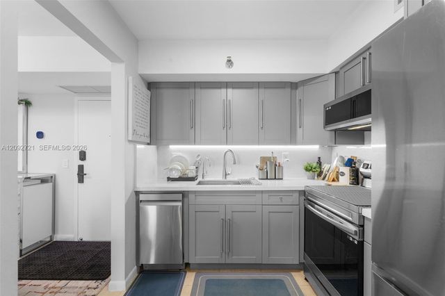 3300 NE 191st Street 1816, Aventura, FL 33180