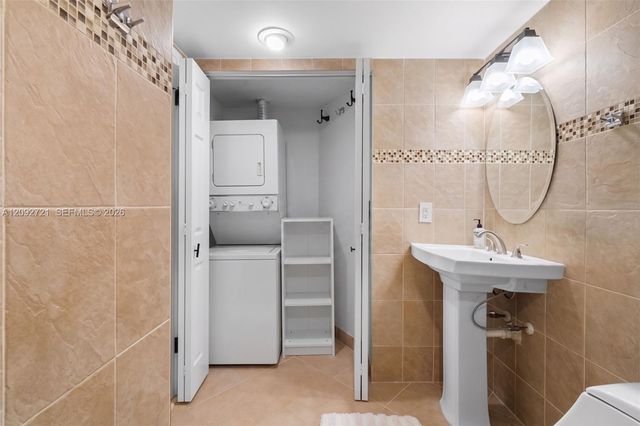 3300 NE 191st Street 1816, Aventura, FL 33180