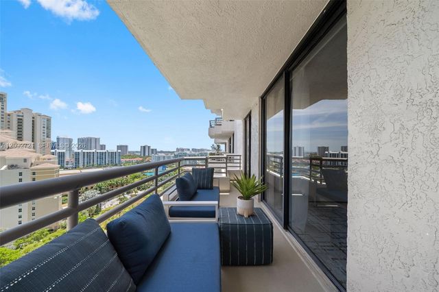 3300 NE 191st Street 1816, Aventura, FL 33180
