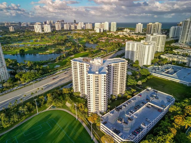 3300 NE 191st Street 1816, Aventura, FL 33180
