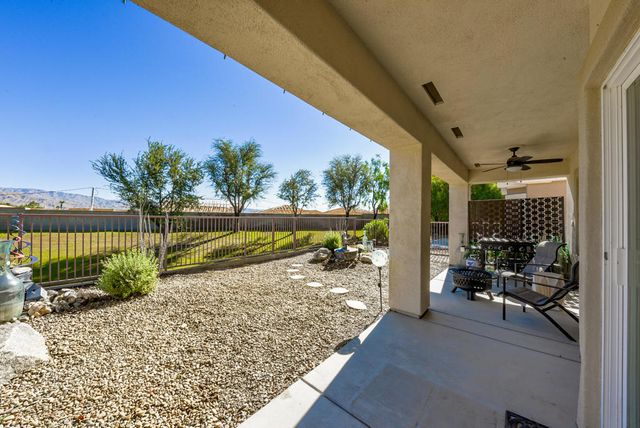 39676 Somerset Avenue, Palm Desert, CA 92211