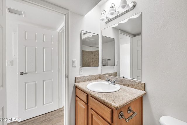985 N GRANITE REEF Road 134, Scottsdale, AZ 85257