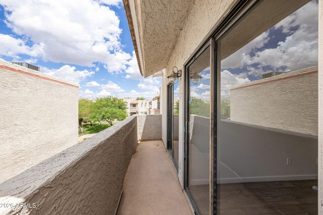 985 N GRANITE REEF Road 134, Scottsdale, AZ 85257