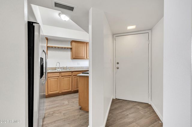 985 N GRANITE REEF Road 134, Scottsdale, AZ 85257