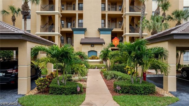 200 Vintage CIR 103, Naples, FL 34119