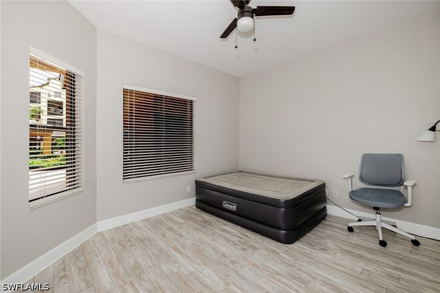 200 Vintage CIR 103, Naples, FL 34119