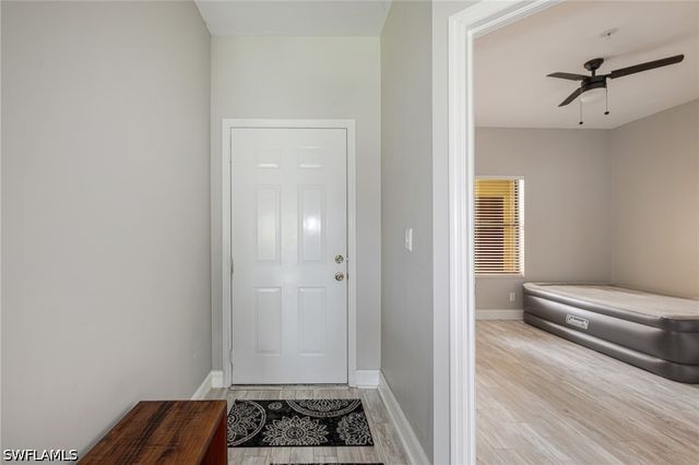 200 Vintage CIR 103, Naples, FL 34119