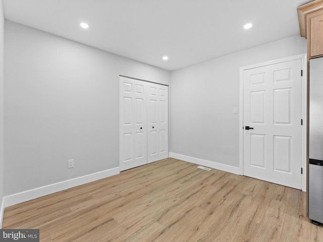 26 HOLLY RD, Clementon, NJ 08021