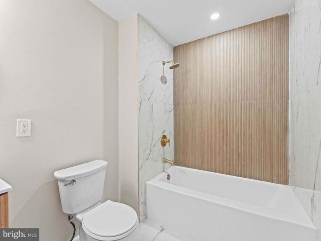 26 HOLLY RD, Clementon, NJ 08021