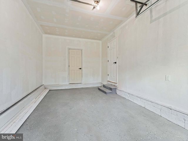 26 HOLLY RD, Clementon, NJ 08021