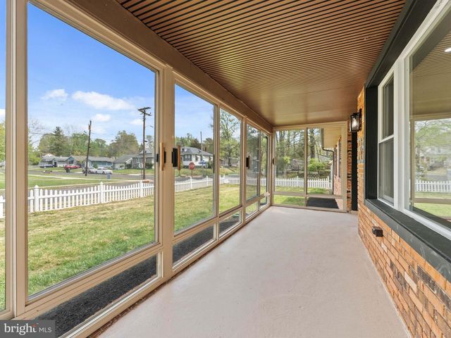 26 HOLLY RD, Clementon, NJ 08021