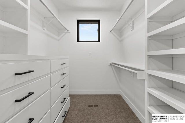 21052 Joseph Street, Elkhorn, NE 68022