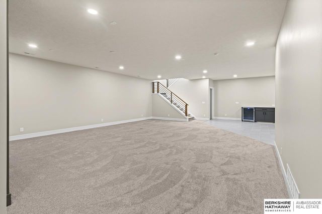 21052 Joseph Street, Elkhorn, NE 68022