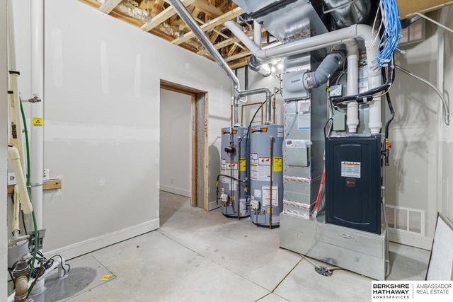 21052 Joseph Street, Elkhorn, NE 68022