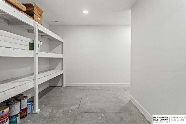 21052 Joseph Street, Elkhorn, NE 68022