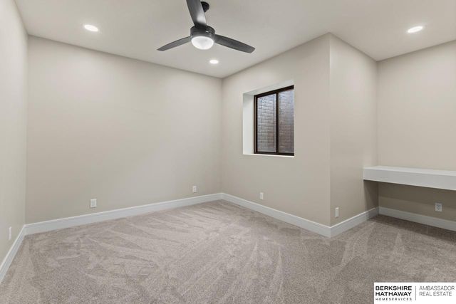 21052 Joseph Street, Elkhorn, NE 68022