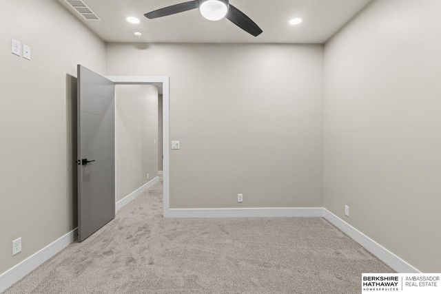 21052 Joseph Street, Elkhorn, NE 68022