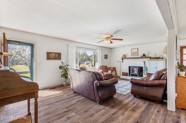 575 County Road 655, Athens, TN 37303