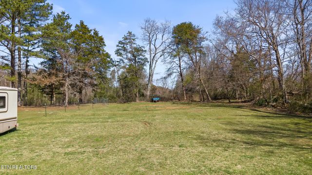 575 County Road 655, Athens, TN 37303