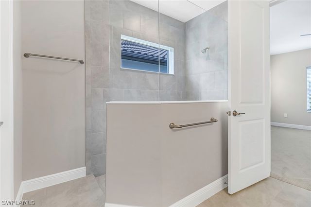 4652 Centaurus CIR, Naples, FL 34120
