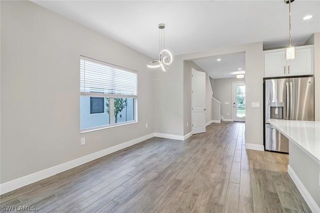 4652 Centaurus CIR, Naples, FL 34120