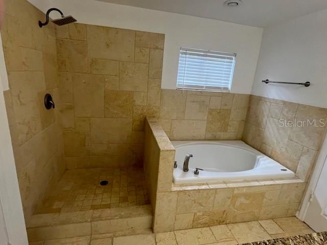 5513 TERRAIN DE GOLF DRIVE, Lutz, FL 33558
