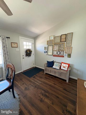 14 KENT AVE, Maple Shade, NJ 08052