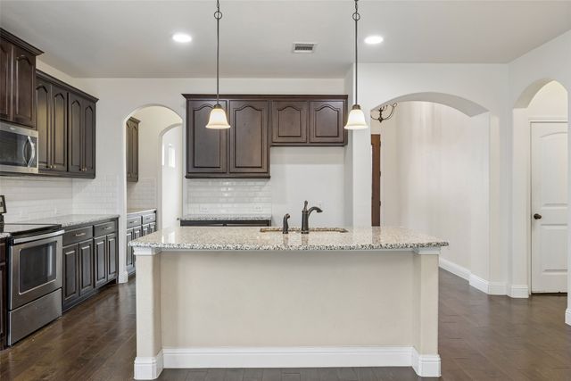 5936 Dunnlevy Drive, Fort Worth, TX 76179