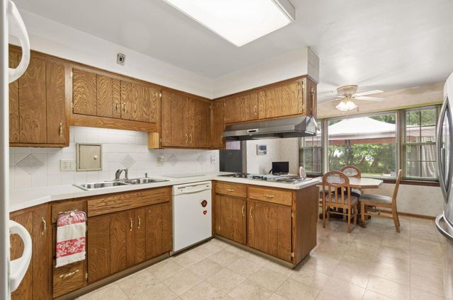 2666 Mitzi Drive, Columbus, OH 43209