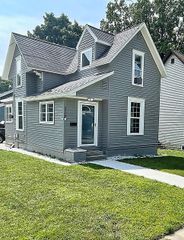 328 Howard Street, Cadillac, MI 49601