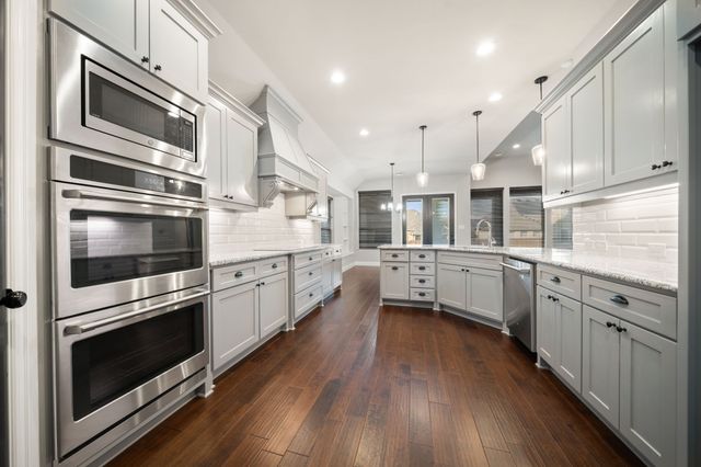 3009 Nob Hill Drive, Burleson, TX 76028