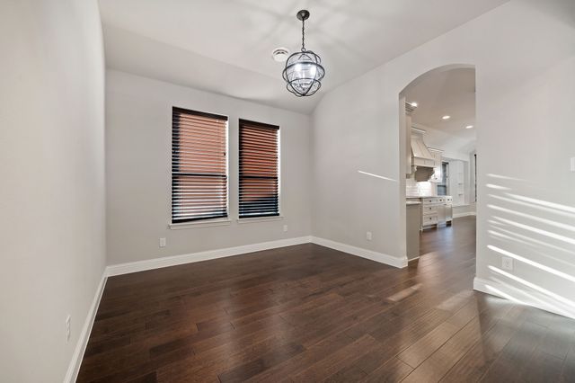 3009 Nob Hill Drive, Burleson, TX 76028