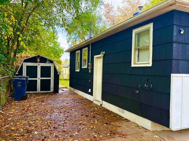 916 Mann Street, Flint, MI 48503