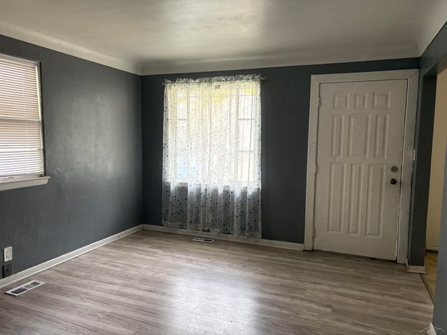 916 Mann Street, Flint, MI 48503