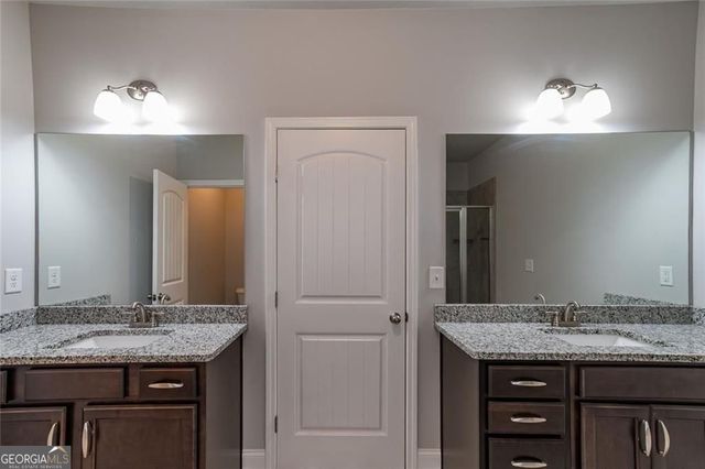 809 Joy Drive, Hoschton, GA 30548