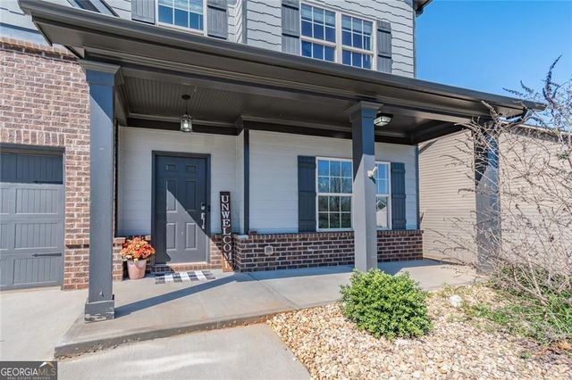 809 Joy Drive, Hoschton, GA 30548