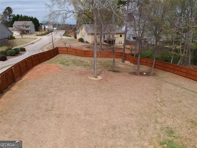 809 Joy Drive, Hoschton, GA 30548