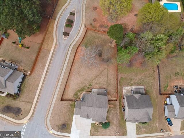 809 Joy Drive, Hoschton, GA 30548