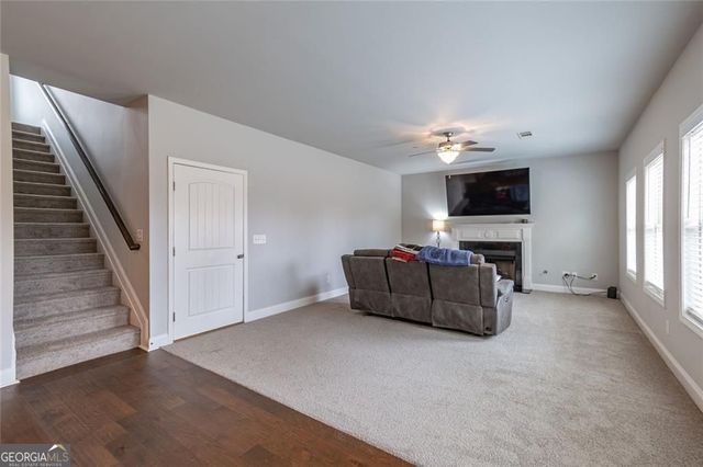 809 Joy Drive, Hoschton, GA 30548