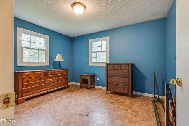 194 Circle Drive, Castlewood, VA 24224