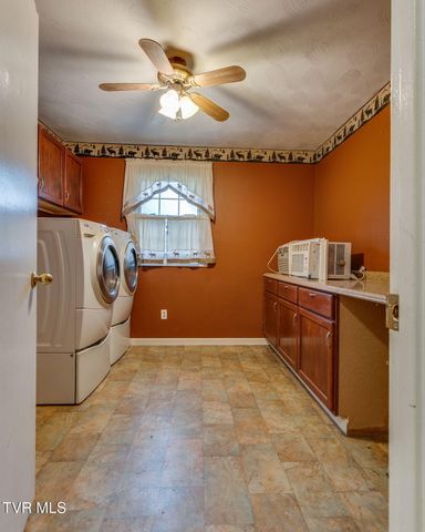 194 Circle Drive, Castlewood, VA 24224