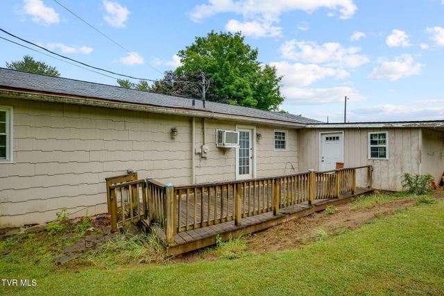 194 Circle Drive, Castlewood, VA 24224