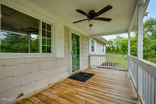 194 Circle Drive, Castlewood, VA 24224