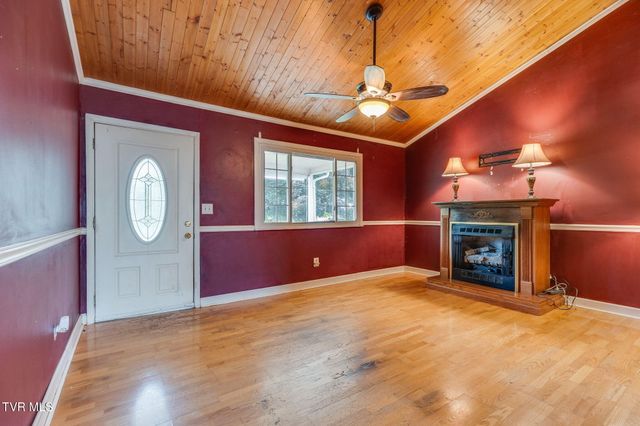 194 Circle Drive, Castlewood, VA 24224