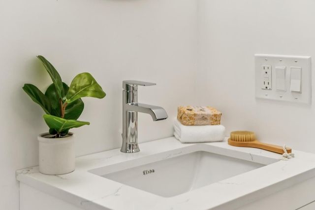 248 Highland Avenue, San Carlos, CA 94070